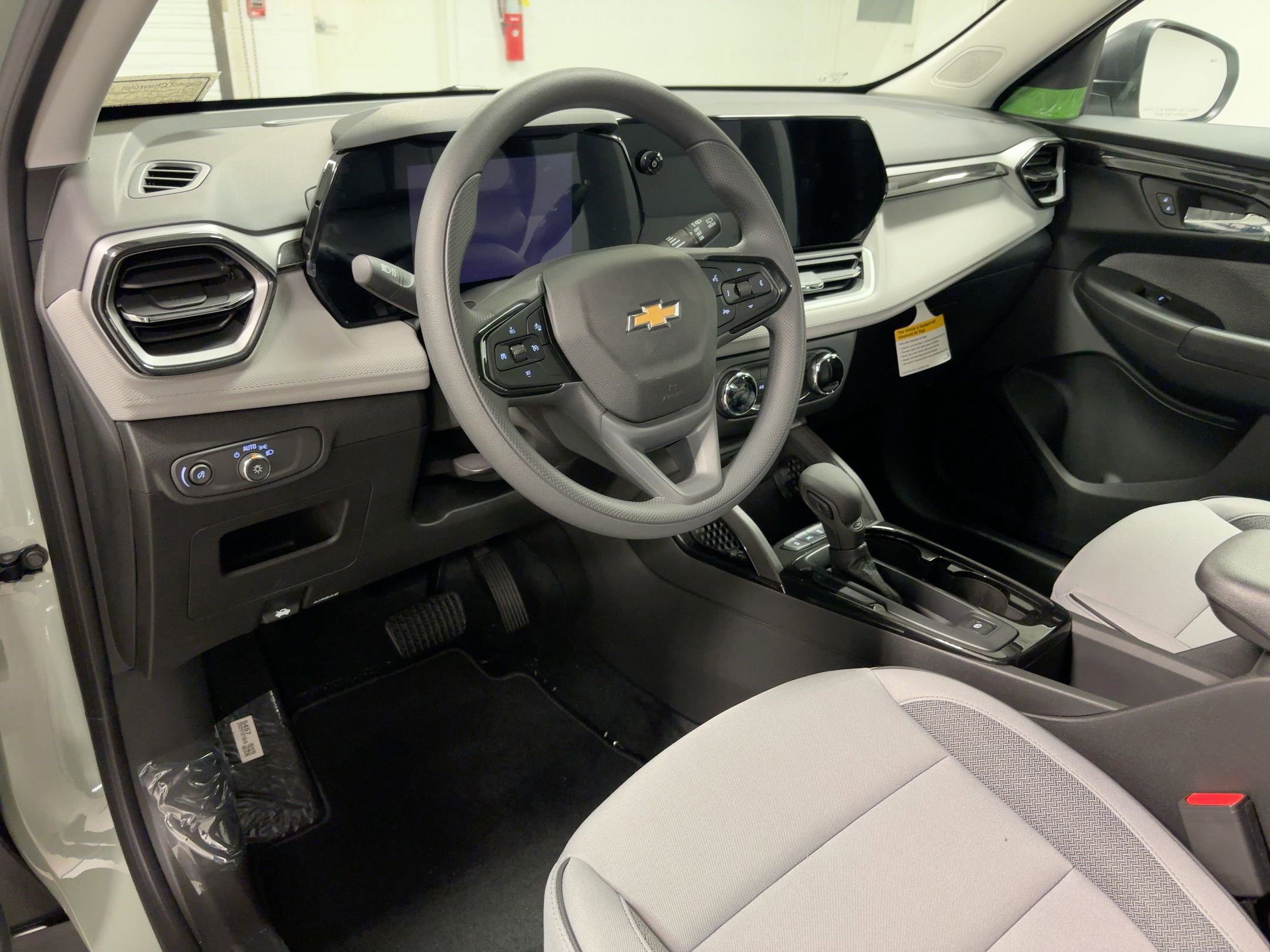 New 2026 Chevrolet TrailBlazer LS w/ LS Convenience Package image 4