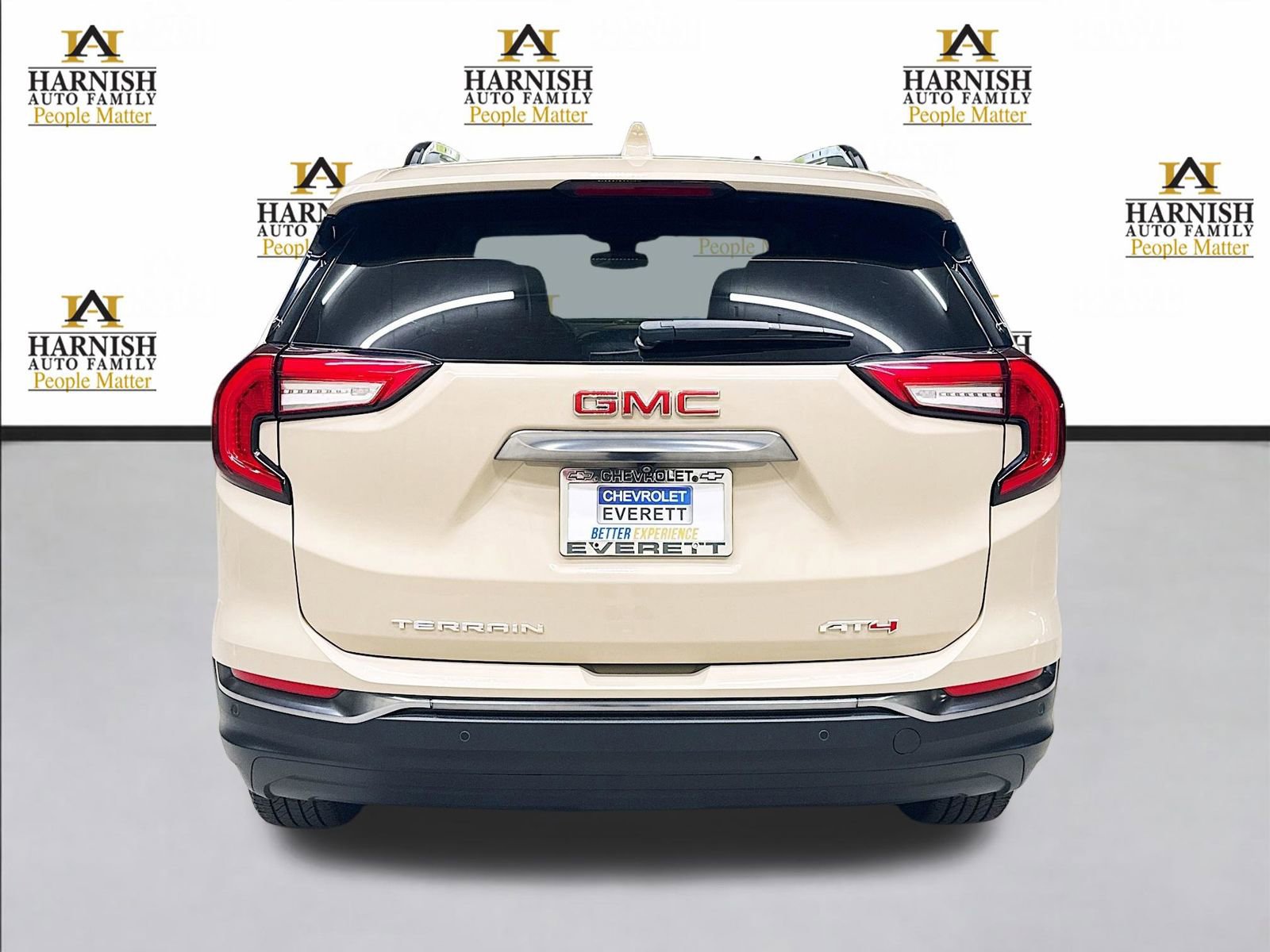 Used 2022 GMC Terrain AT4 w/ Infotainment Package II image 7