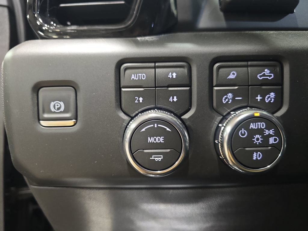 New 2026 GMC Sierra 1500 AT4 w/ AT4 Premium Package AWD/4WD image 26