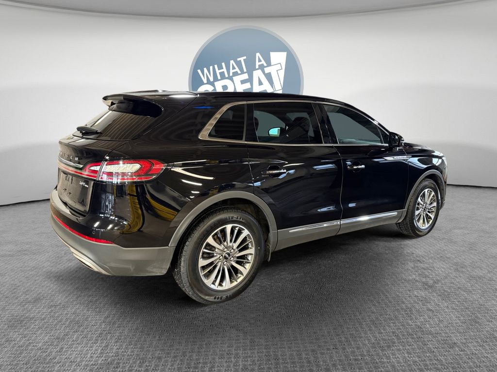 Used 2020 Lincoln Nautilus Reserve AWD/4WD image 3