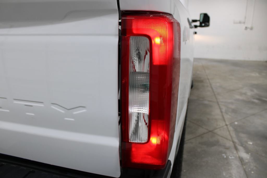 Used 2024 Ford F250 XLT image 34
