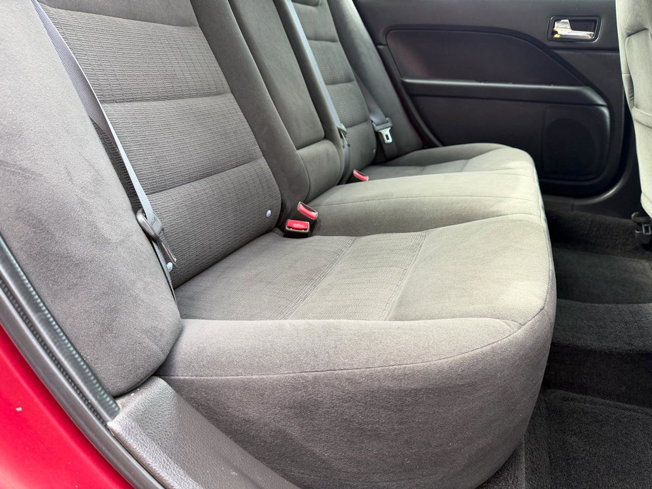 Used 2007 Ford Fusion SE image 25