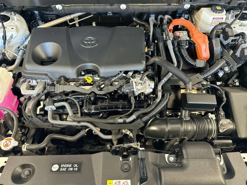 Used 2025 Toyota RAV4 Limited AWD/4WD image 30