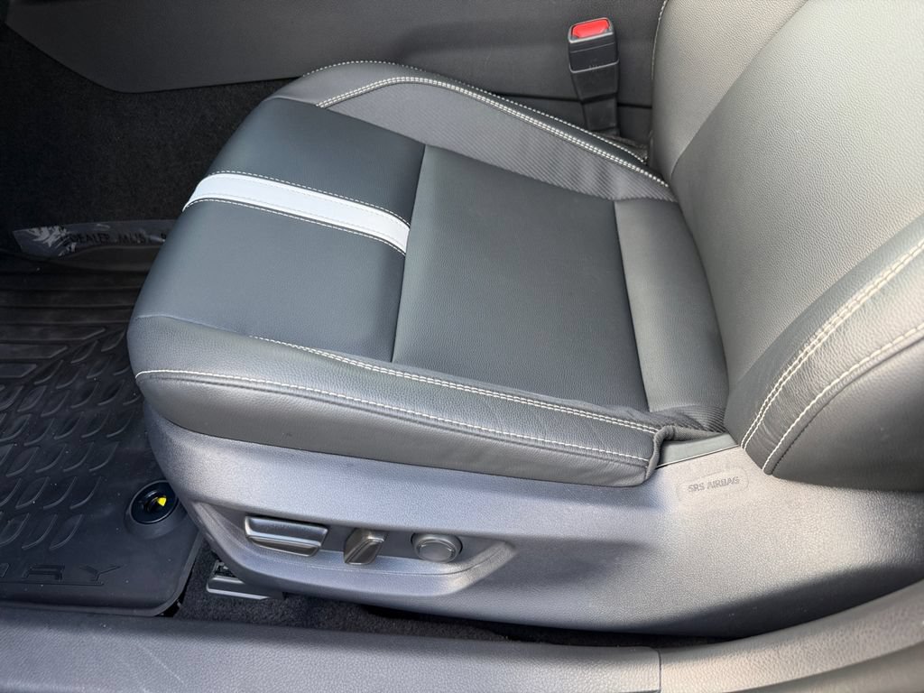 Used 2026 Toyota Camry SE w/ Convenience Package FWD image 25