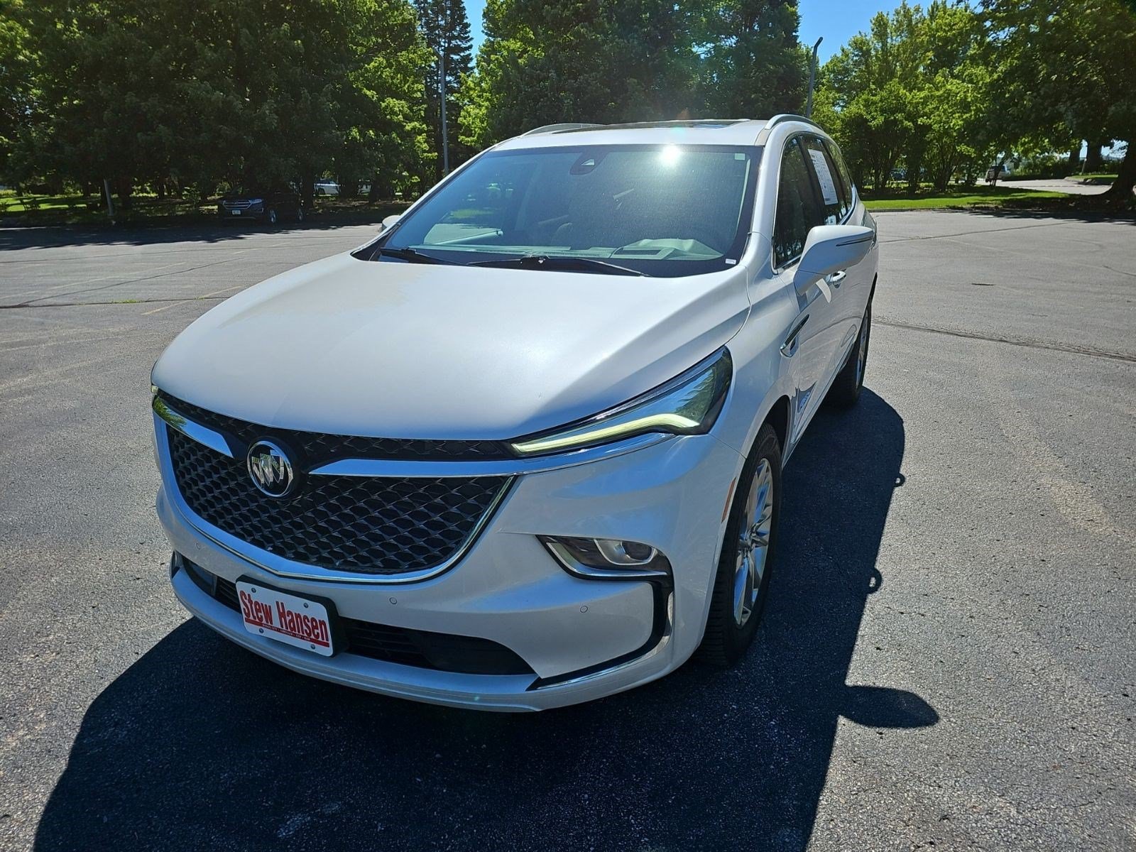 Used 2023 Buick Enclave Avenir w/ Trailering Package, 5000 lbs. AWD/4WD image 2