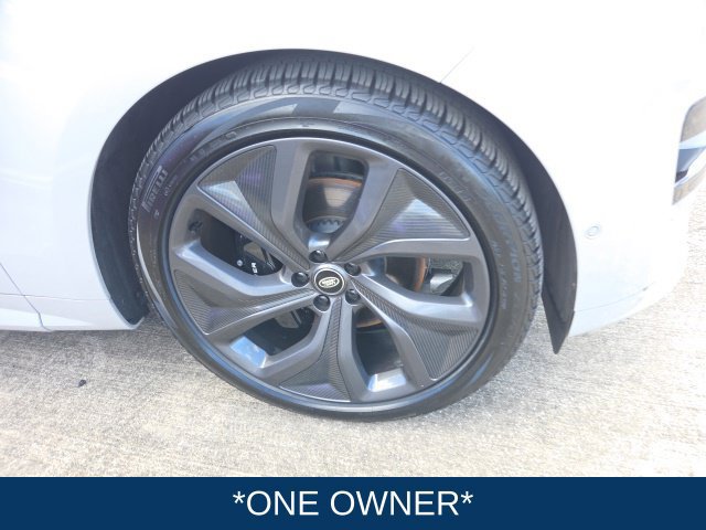 Used 2024 Land Rover Range Rover Sport Dynamic SE AWD/4WD image 3