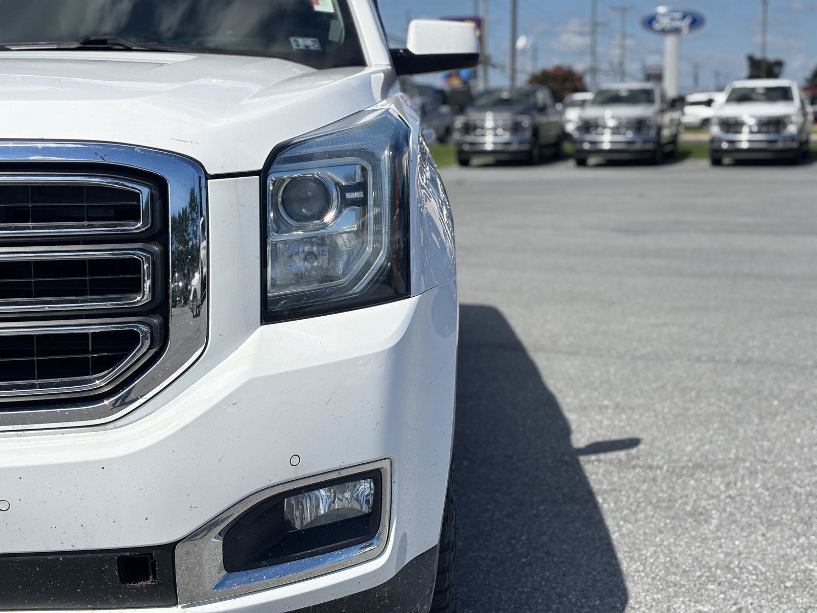 Used 2019 GMC Yukon XL SLT w/ Open Road Package AWD/4WD image 8