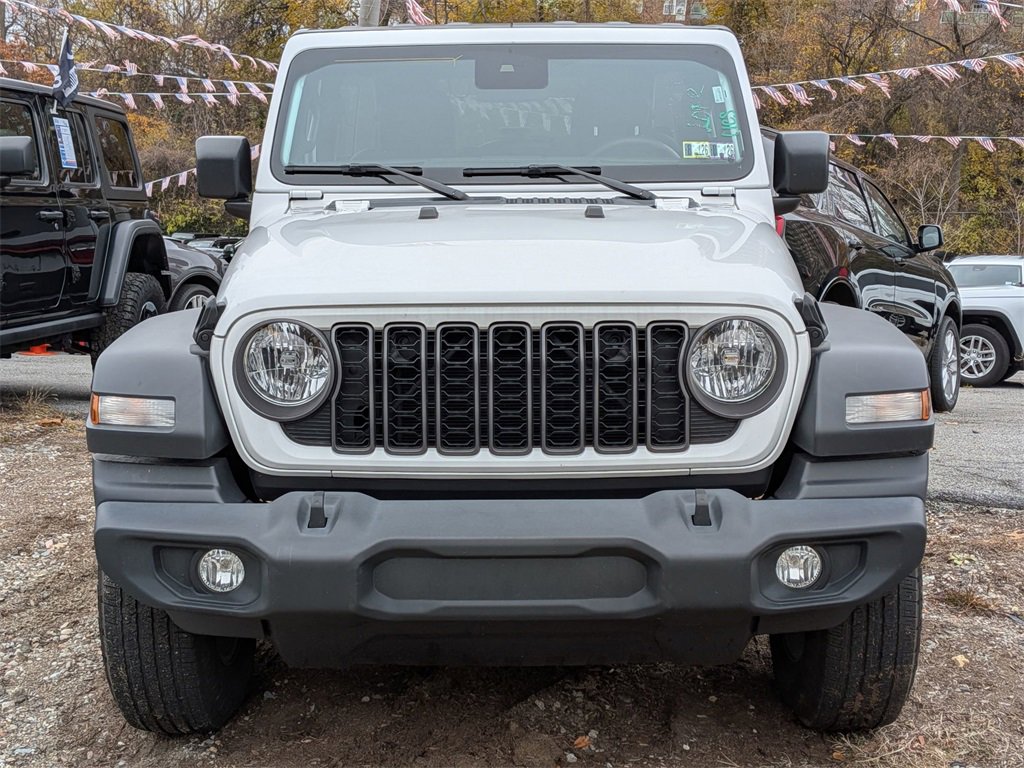 Used 2024 Jeep Wrangler Sport S image 3