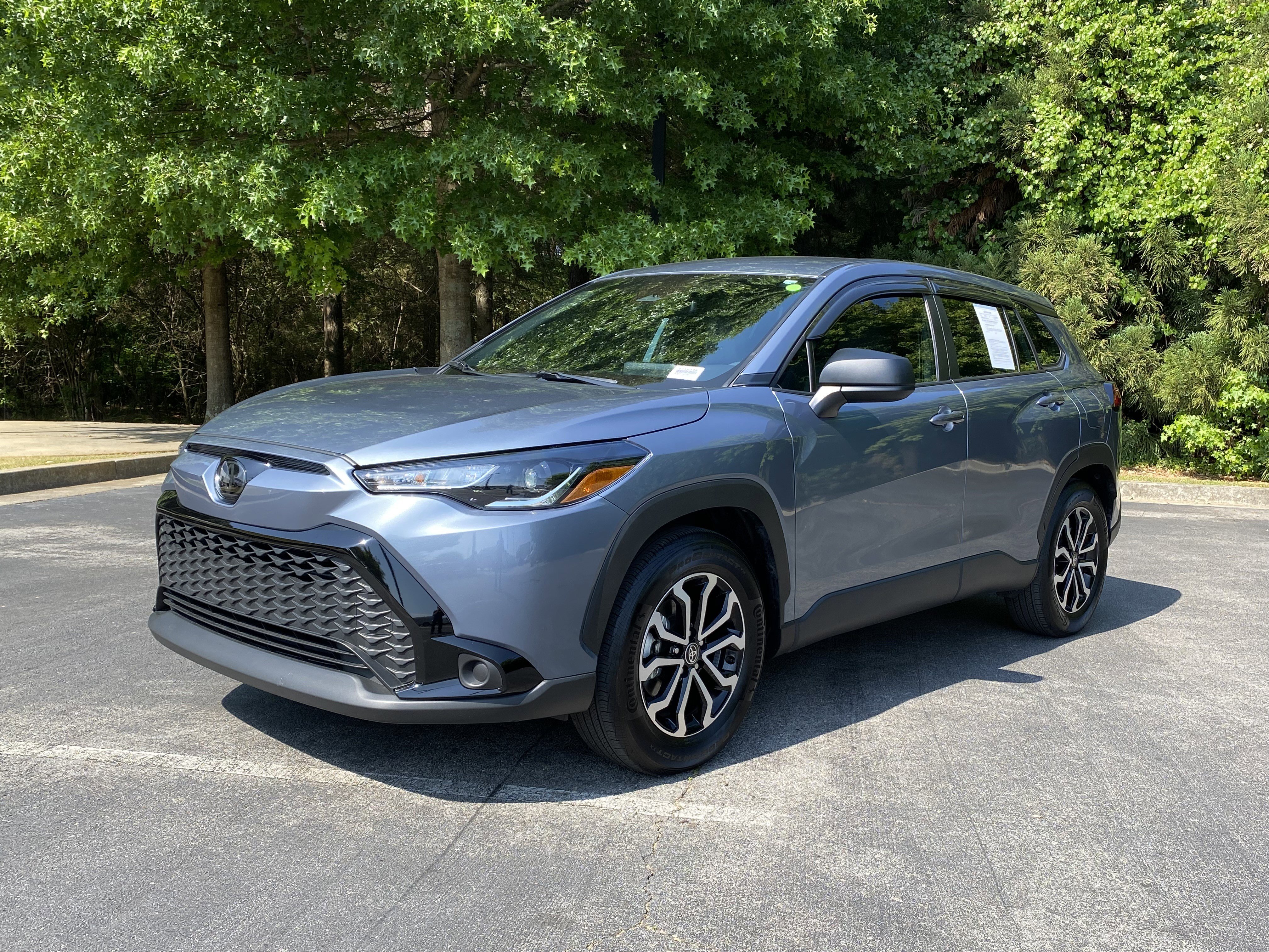 Used 2025 Toyota Corolla Cross AWD Hybrid image 5