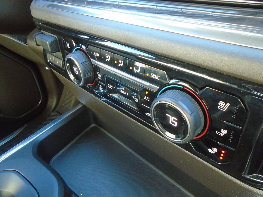 Used 2023 Chevrolet Silverado 1500 LTZ w/ LTZ Premium Package image 25