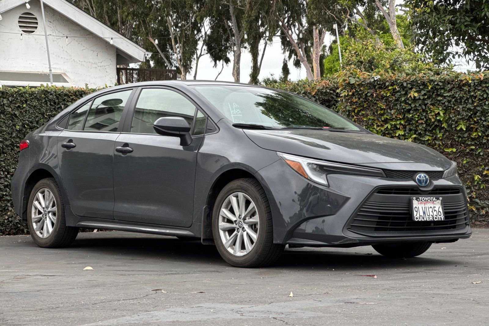 Certified 2024 Toyota Corolla LE w/ LE Convenience Package FWD image 2