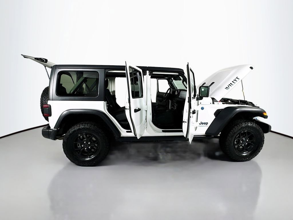 Used 2024 Jeep Wrangler Unlimited AWD/4WD image 28