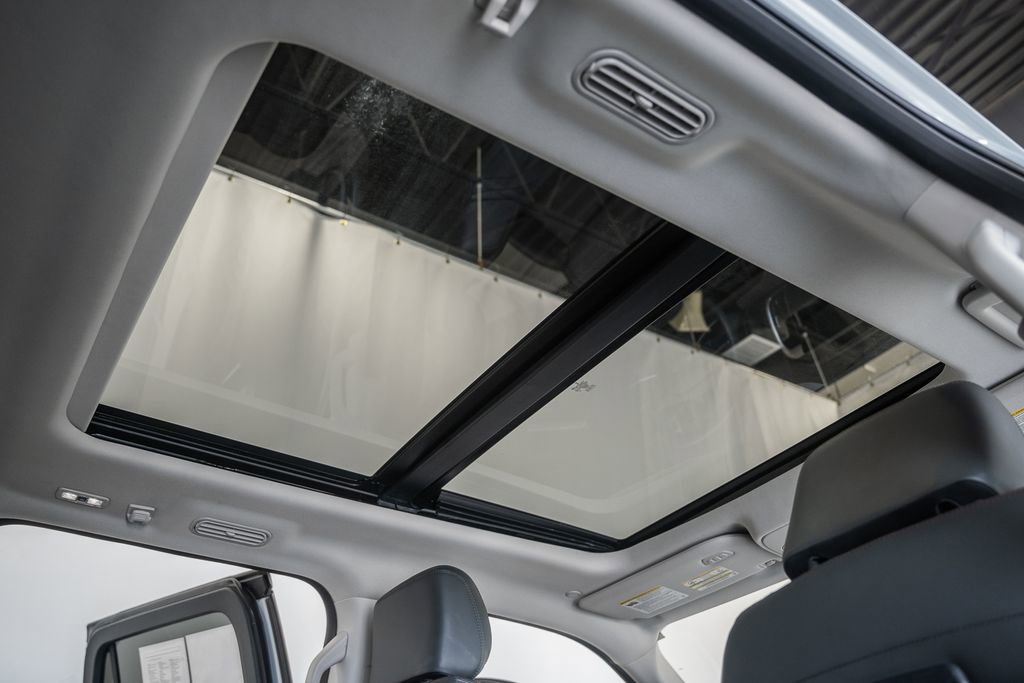 Used 2025 Ford Expedition Max Active image 40