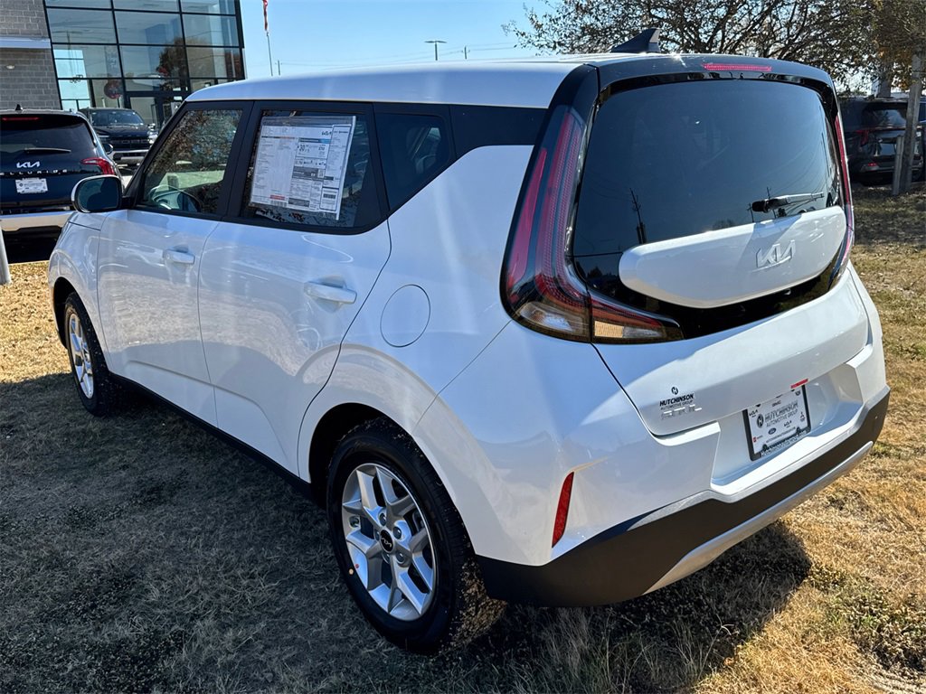 New 2025 Kia Soul LX w/ LX Technology Package image 5