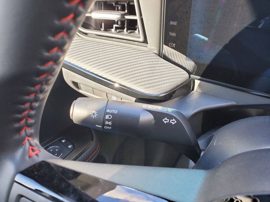 New 2026 Nissan Kicks SR w/ Cold Weather Package image 21