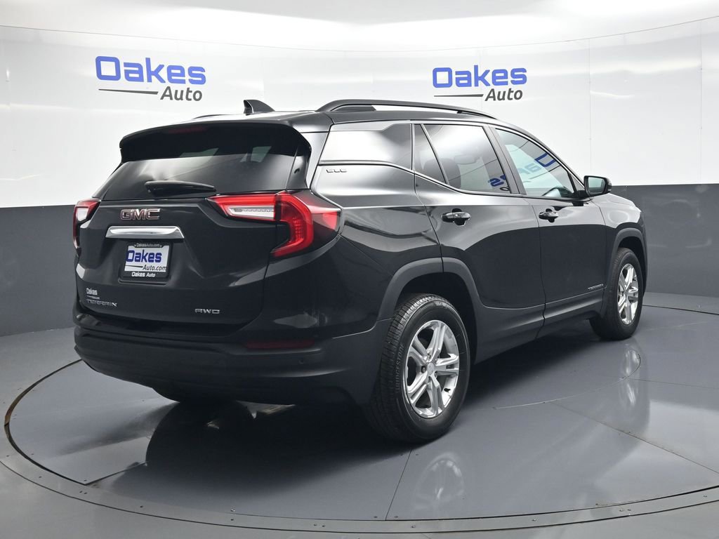 Used 2023 GMC Terrain SLE w/ Driver Convenience Package AWD/4WD image 8
