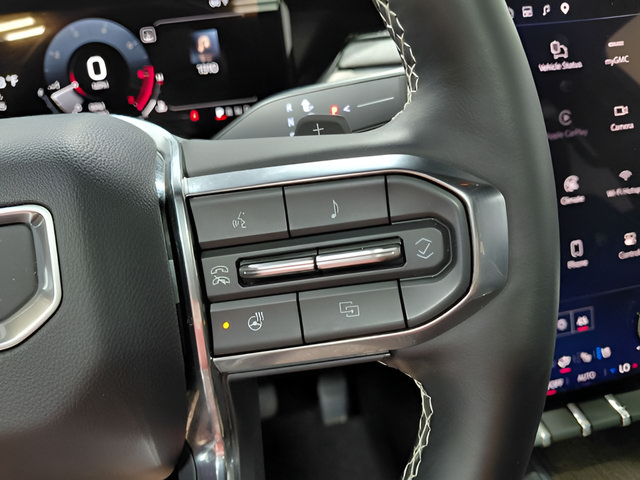 Used 2025 GMC Acadia Denali w/ LPO, Floor Liner Package AWD/4WD image 7