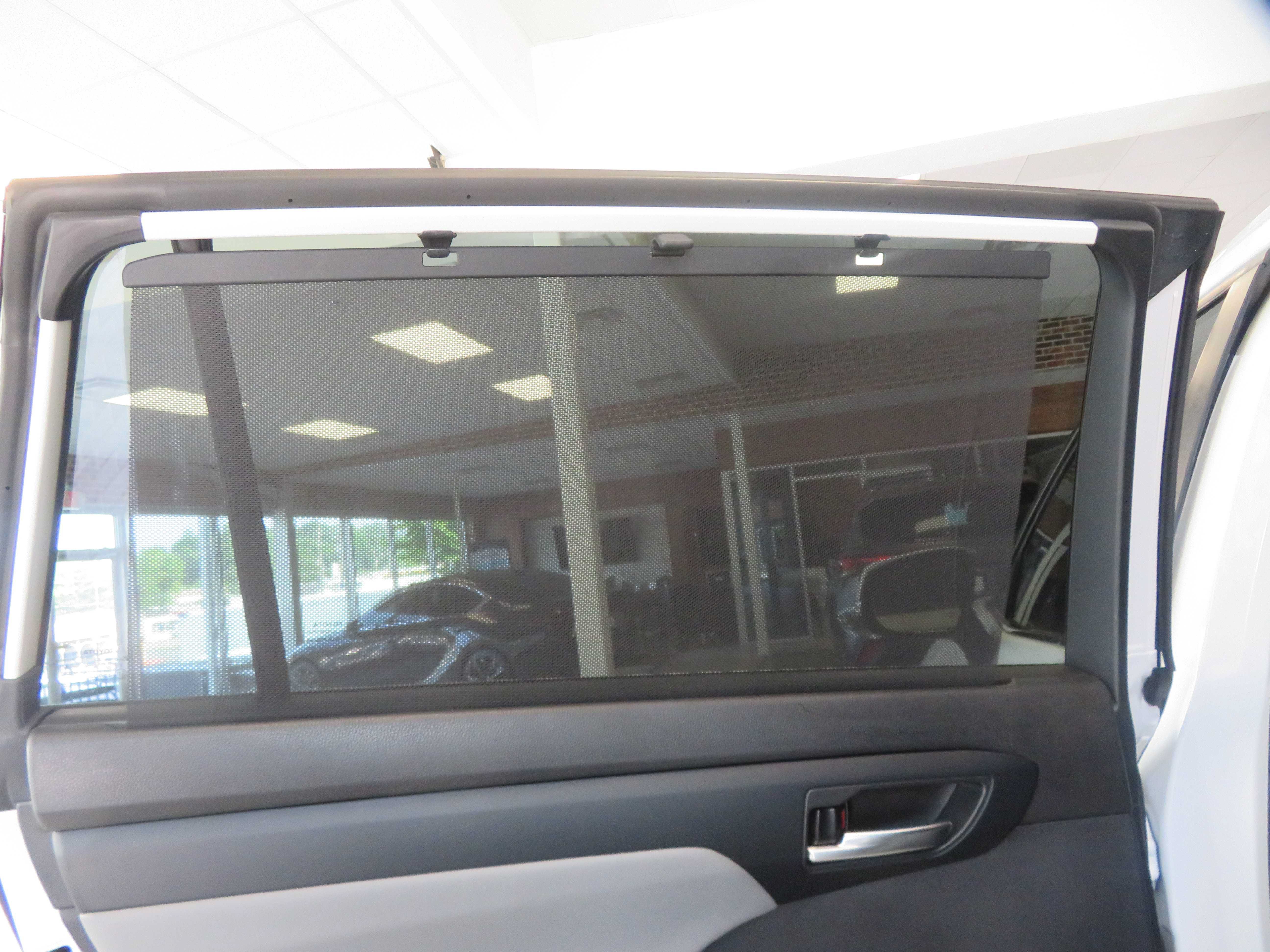 Used 2023 Toyota Highlander XLE FWD image 19
