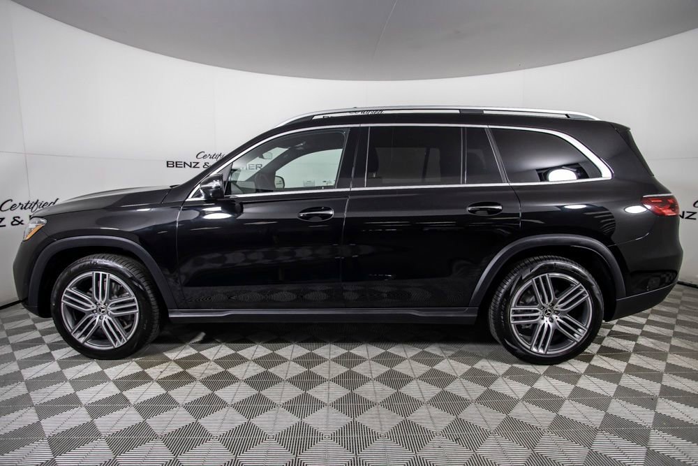 Used 2025 Mercedes-Benz GLS 450 4MATIC image 15