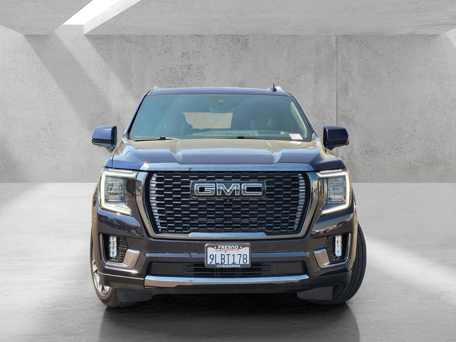 Used 2024 GMC Yukon Denali Ultimate image 2