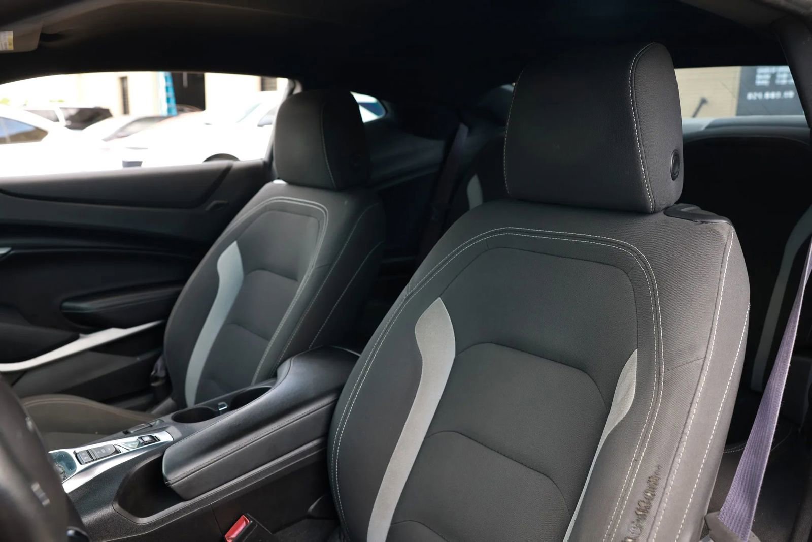 Used 2016 Chevrolet Camaro SS RWD image 19