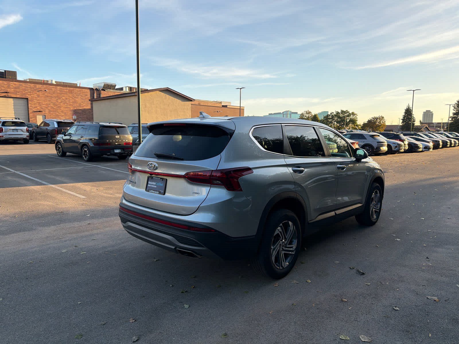 Used 2023 Hyundai Santa Fe SE w/ Cargo Package AWD/4WD image 2