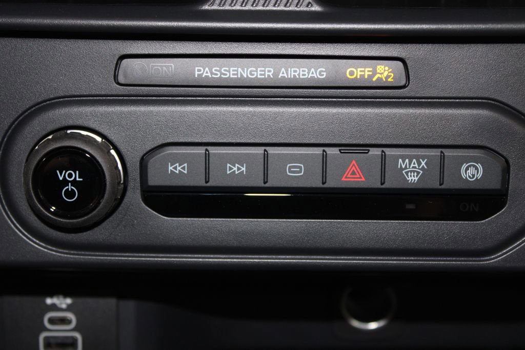 New 2026 Ford Maverick XL image 38