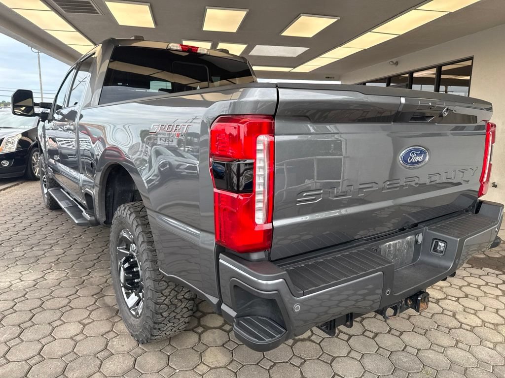 Used 2023 Ford F250 Lariat w/ Lariat Ultimate Package AWD/4WD image 8