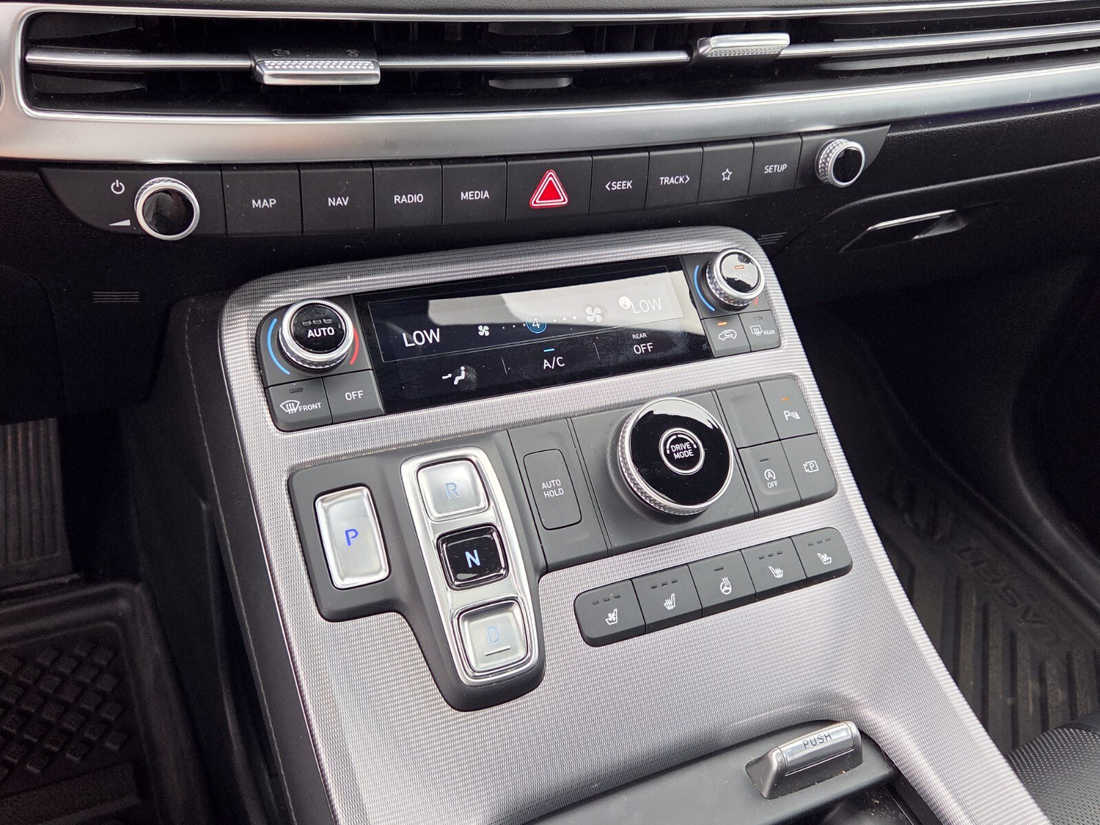 Used 2023 Hyundai Palisade Calligraphy FWD image 23