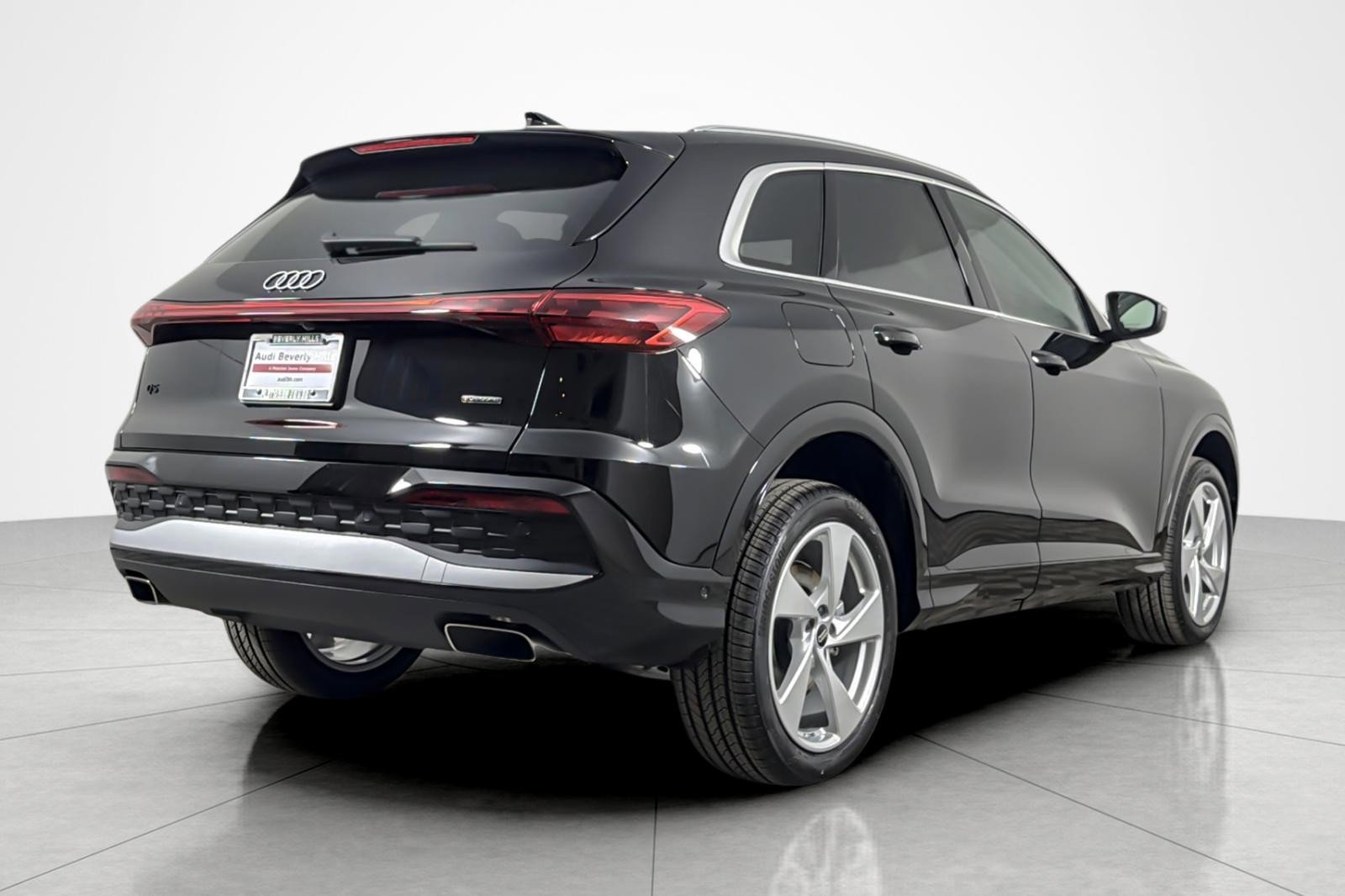 New 2025 Audi Q5 Premium Plus image 6