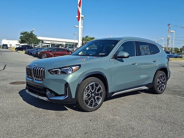 Certified 2026 BMW X1 xDrive28i w/ Technology Package AWD/4WD image 2