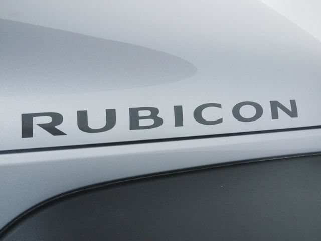 Used 2014 Jeep Wrangler Unlimited Rubicon w/ Dual Top Group AWD/4WD image 9