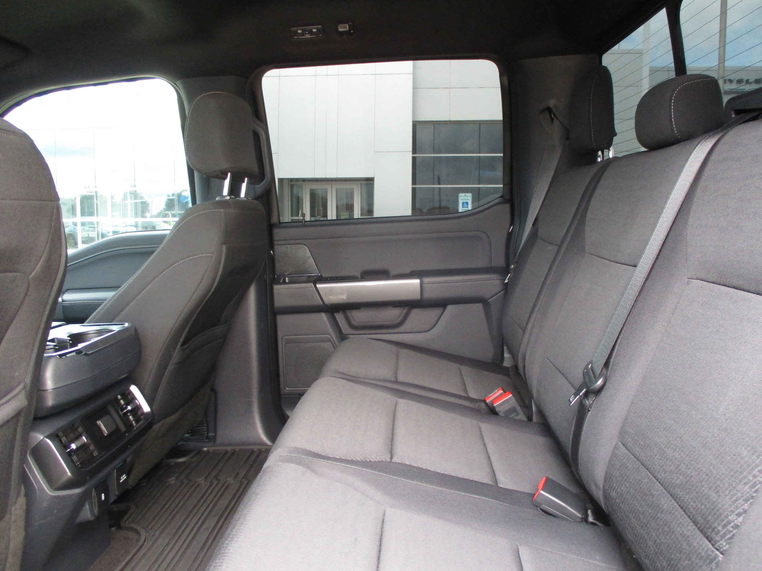 Used 2022 Ford F150 XLT w/ Equipment Group 302A High AWD/4WD image 46