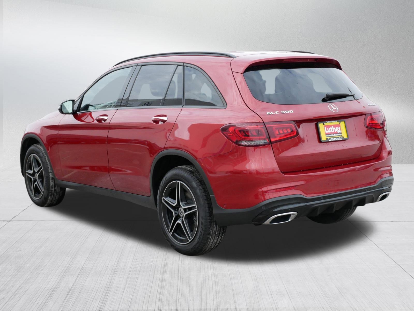 Used 2021 Mercedes-Benz GLC 300 4MATIC image 5