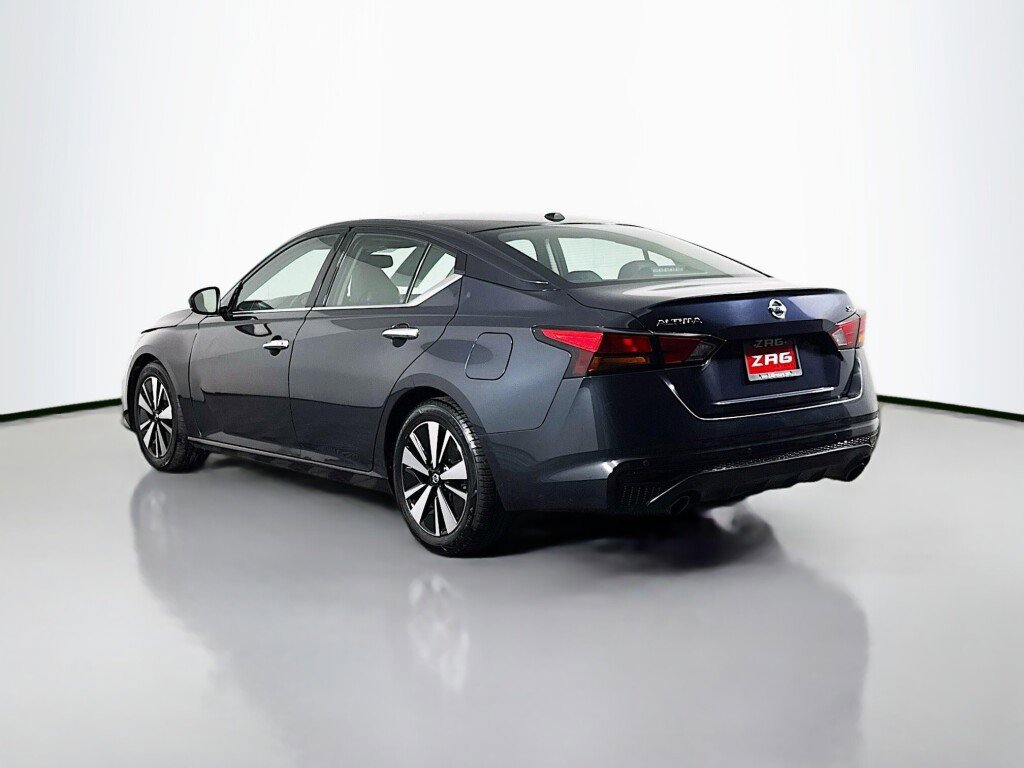 Used 2020 Nissan Altima 2.5 SL FWD image 3