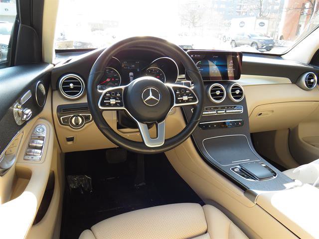 Used 2020 Mercedes-Benz GLC 300 4MATIC image 8