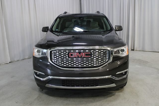 Used 2017 GMC Acadia Denali w/ Technology Package FWD image 29