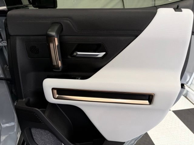 Used 2024 GMC Hummer EV 3X AWD/4WD image 25