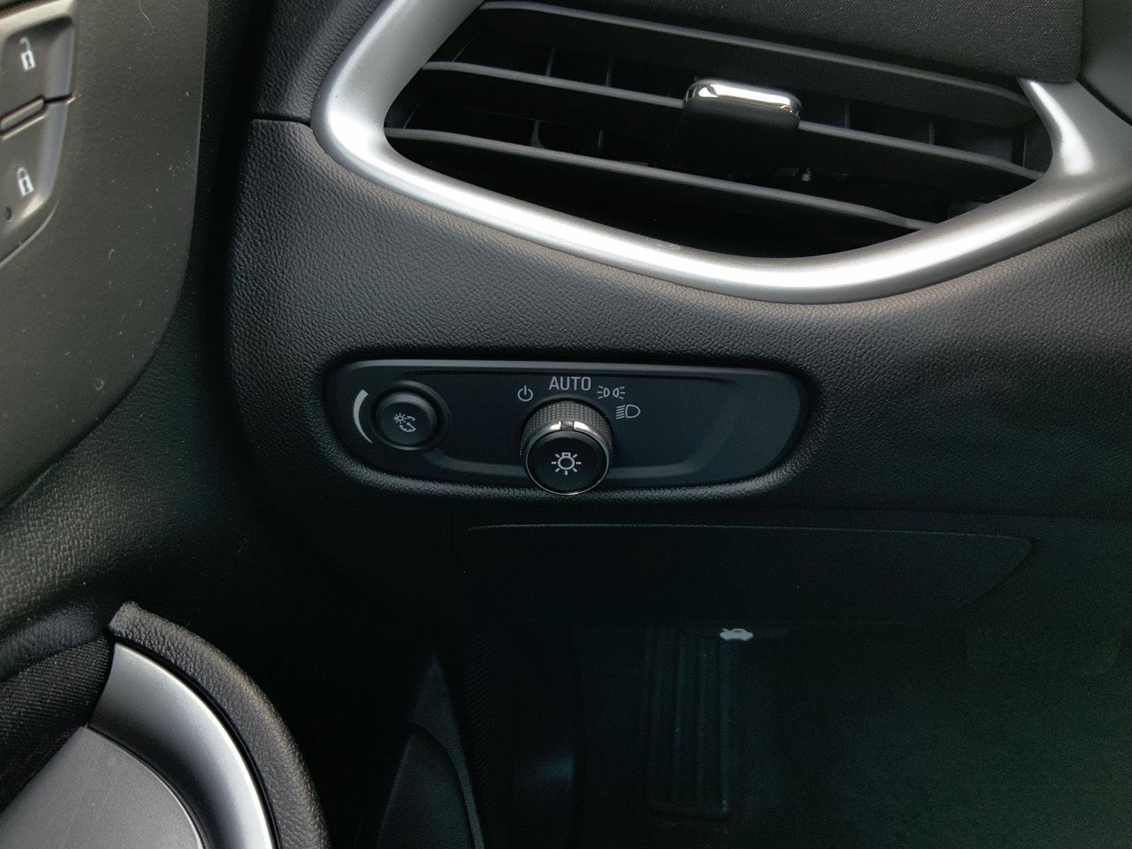 Used 2024 Chevrolet Malibu LT image 29