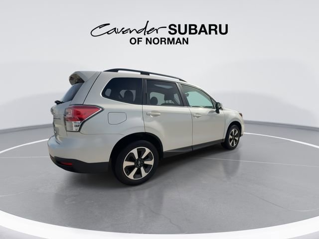 Used 2018 Subaru Forester 2.5i Premium w/ All-Weather Package image 8