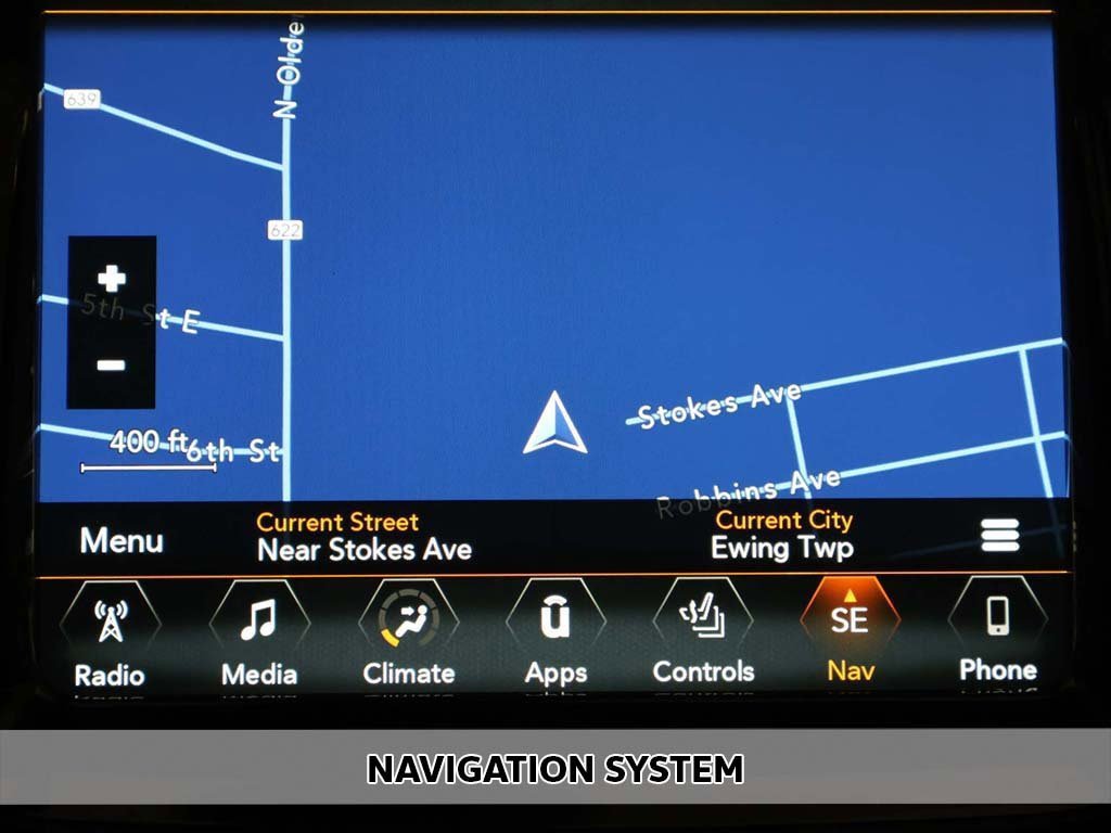 Used 2018 Jeep Compass Limited w/ Navigation Group image 3