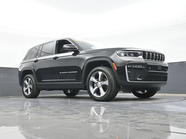 Used 2026 Jeep Grand Cherokee Limited w/ Luxury Tech Group II AWD/4WD image 54