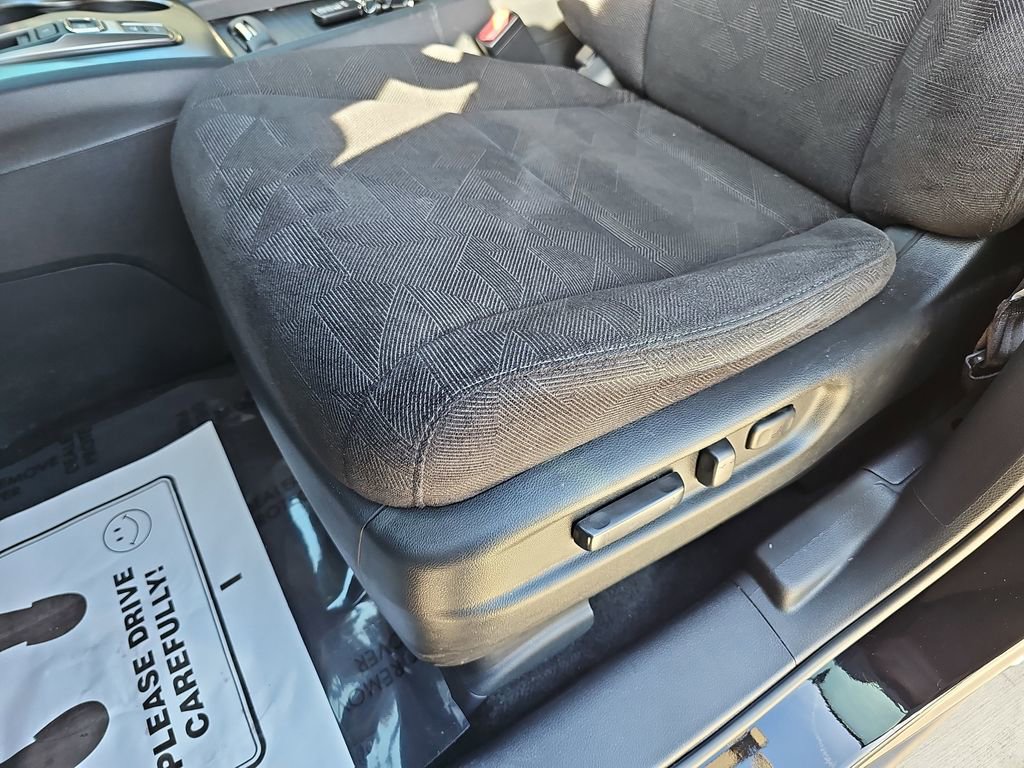 Used 2022 Honda Pilot Sport image 32