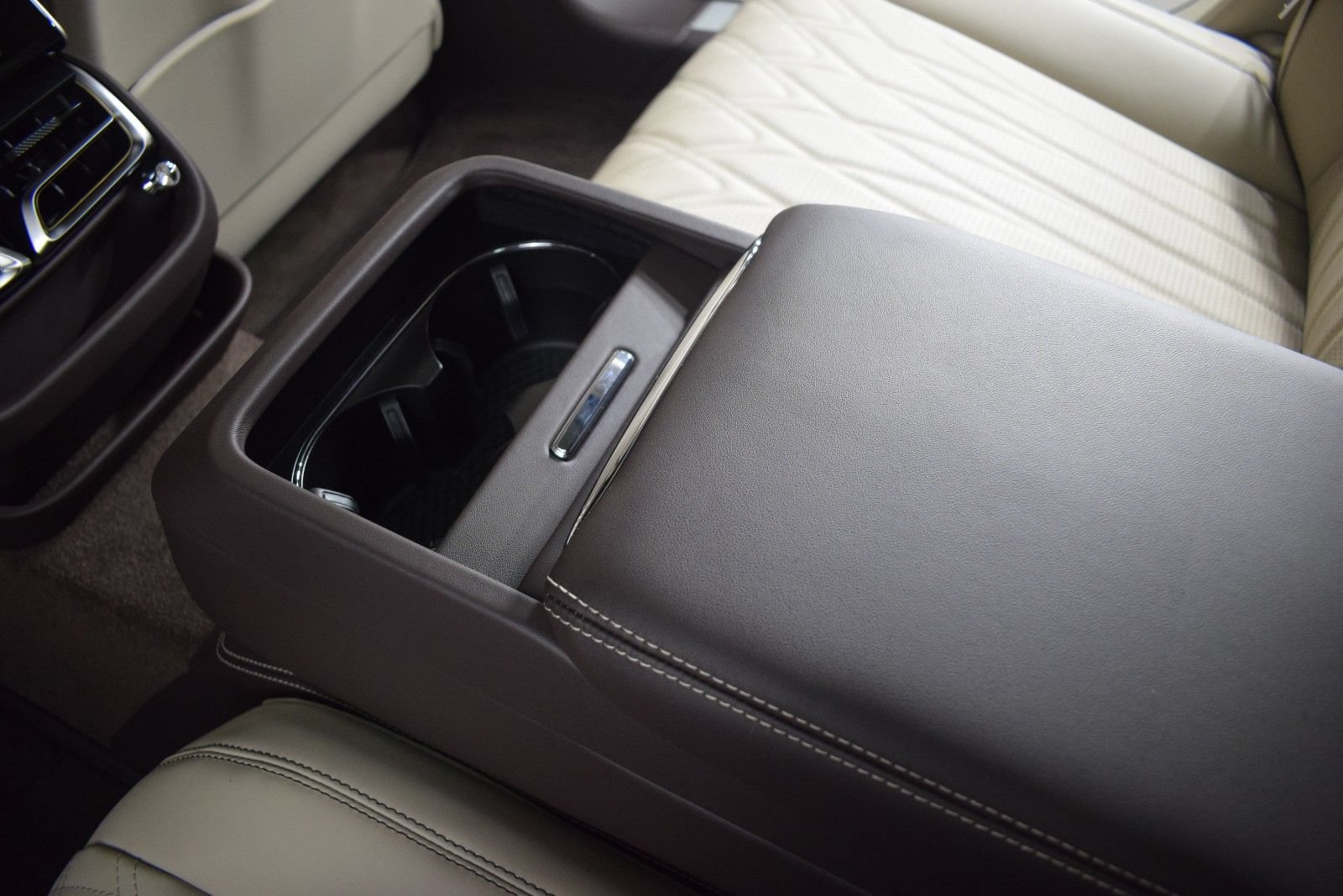 New 2026 Bentley Flying Spur Plug-In Hybrid AWD/4WD image 23
