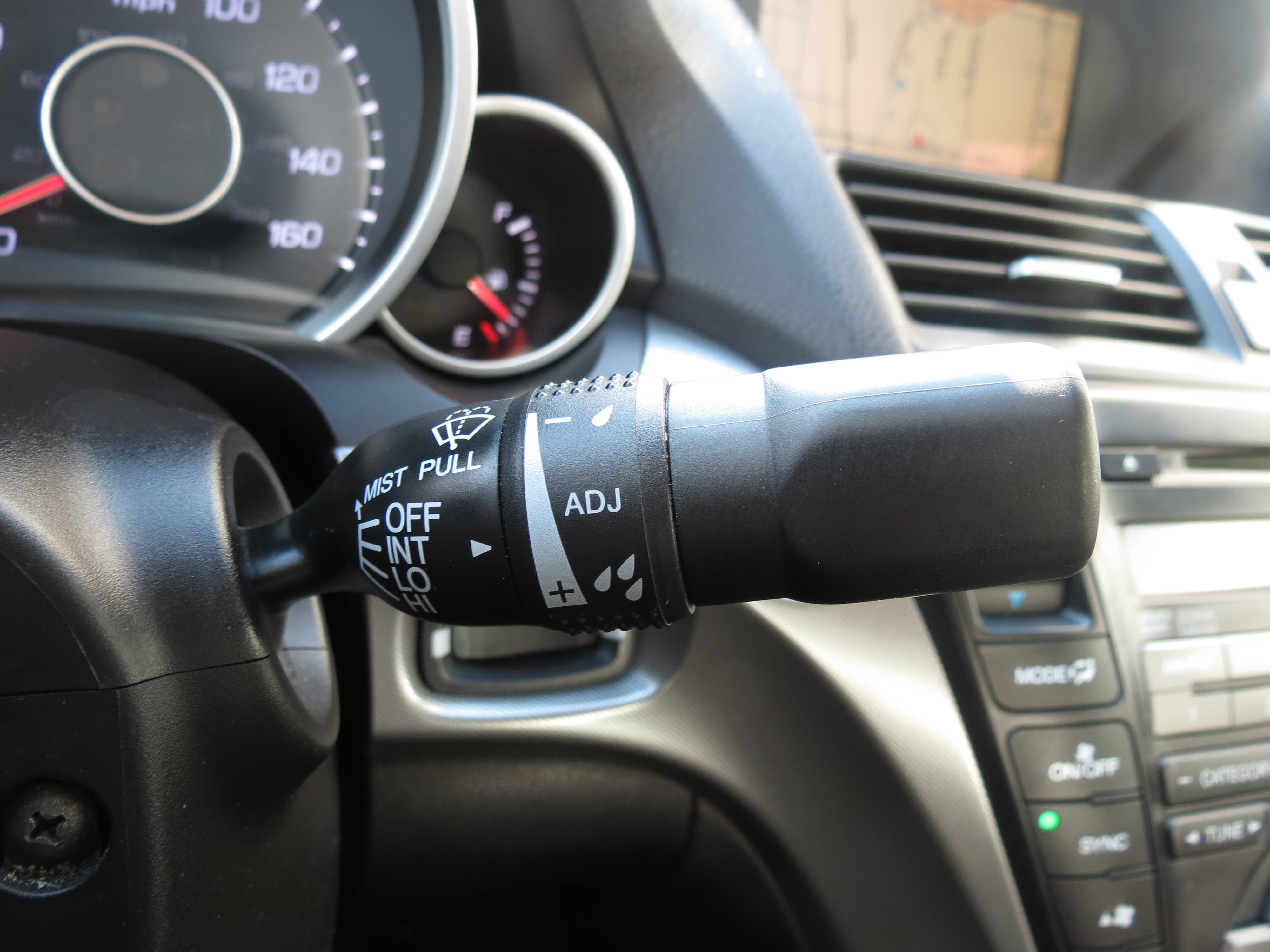 Used 2011 Acura TL w/ Technology Package FWD image 19
