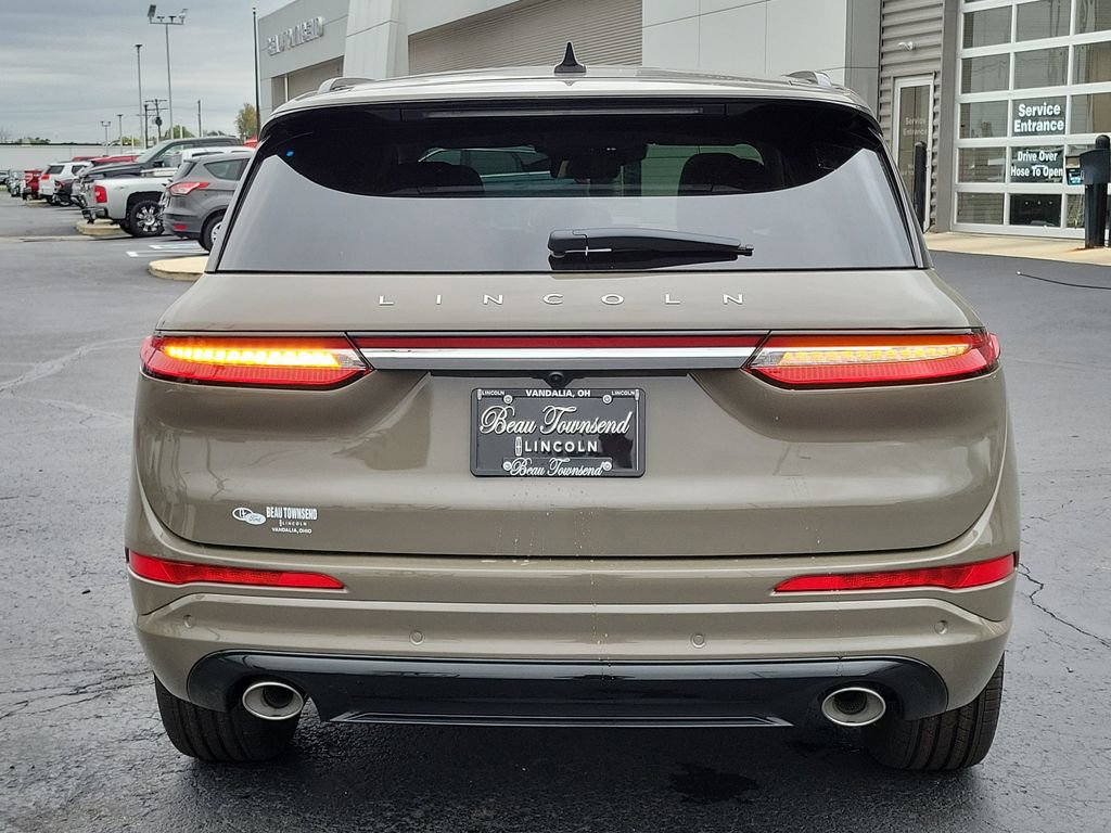 New 2026 Lincoln Corsair Premiere image 5