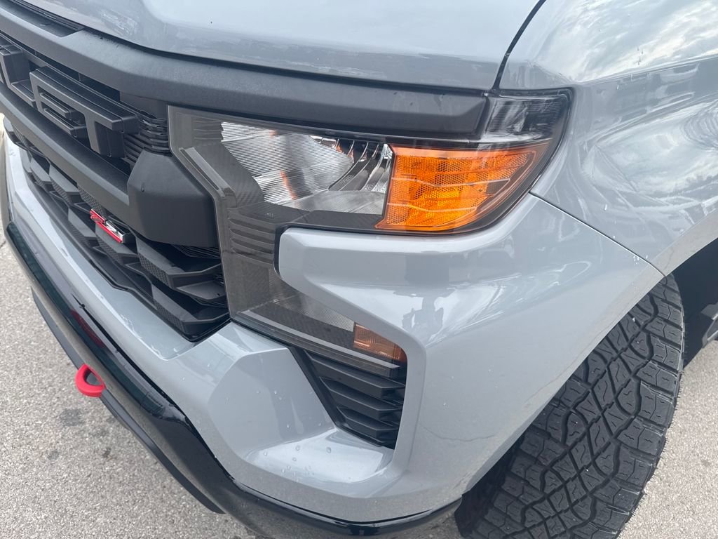 Used 2024 Chevrolet Silverado 1500 Custom Trail Boss w/ LPO, Dark Essentials Package image 35