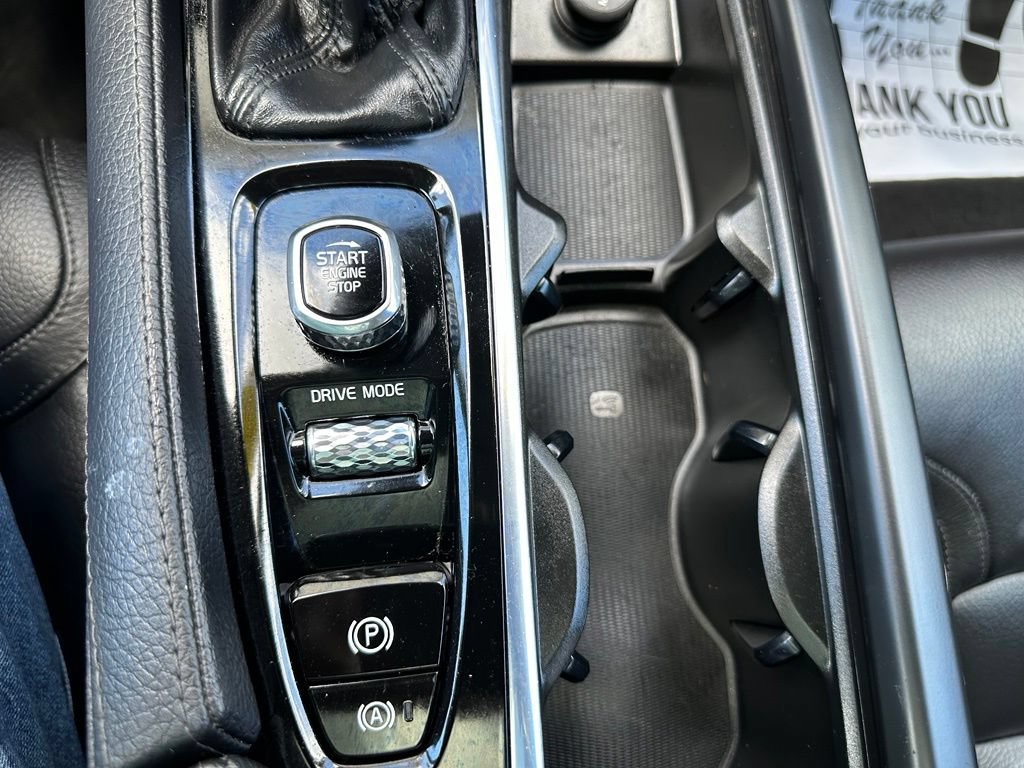 Used 2019 Volvo V90 T5 Cross Country AWD/4WD image 31