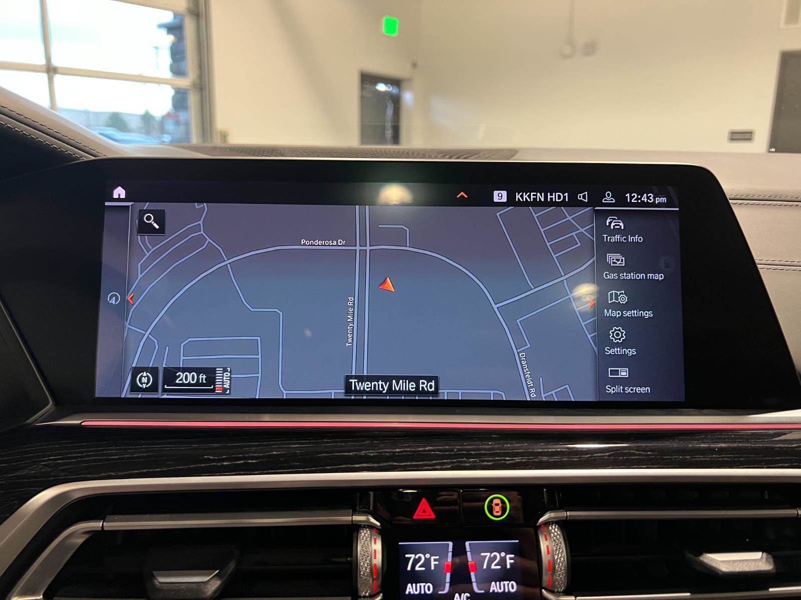 Used 2021 BMW X7 xDrive40i w/ M Sport Package image 18