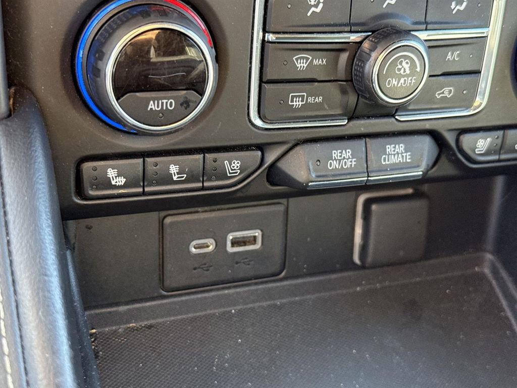 Used 2021 Chevrolet Tahoe Premier image 38